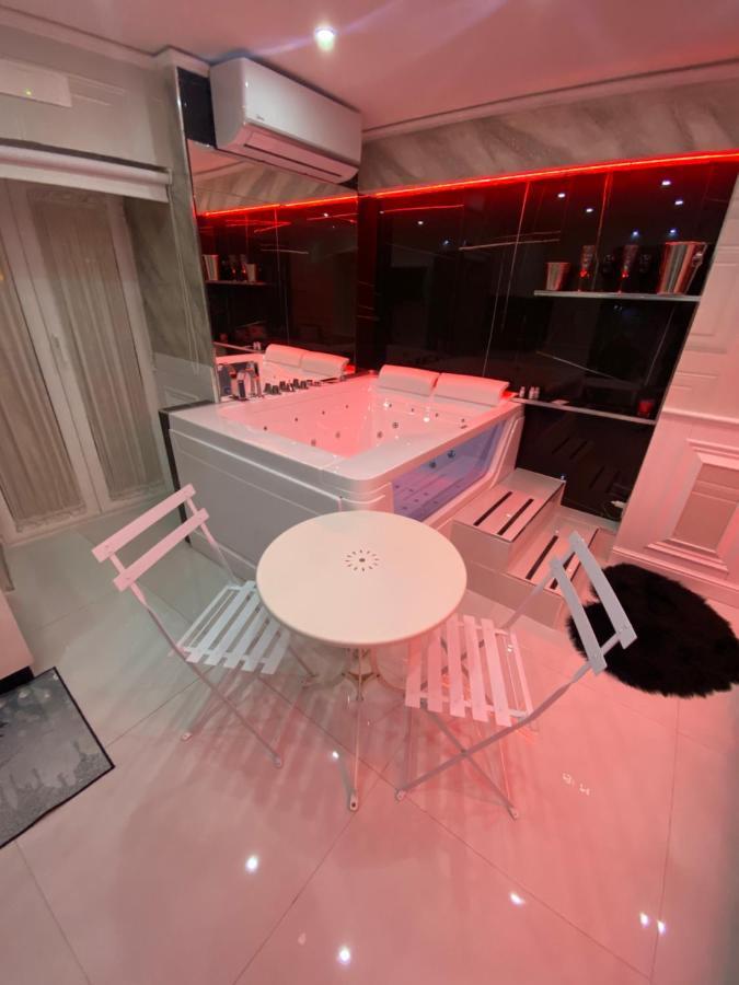 Samm B&B Porta San Gennaro Napoli Exterior foto